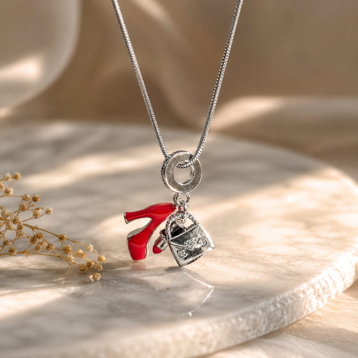 Anti-Tarnish Shoe Necklace (Silver)