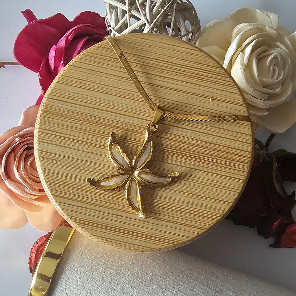 Starfish Charm Necklace (Beige)