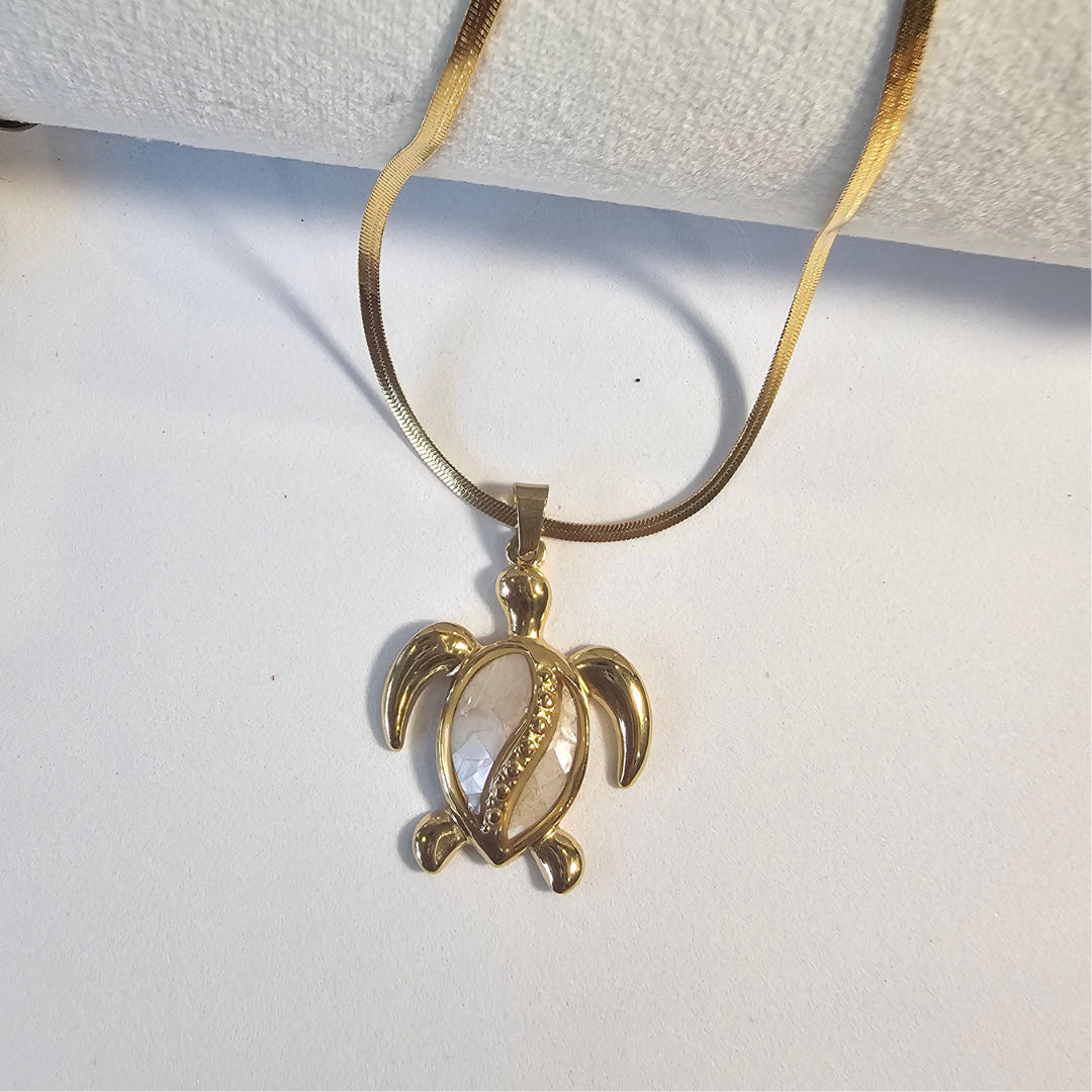 Turtle Charm Necklace (Beige)